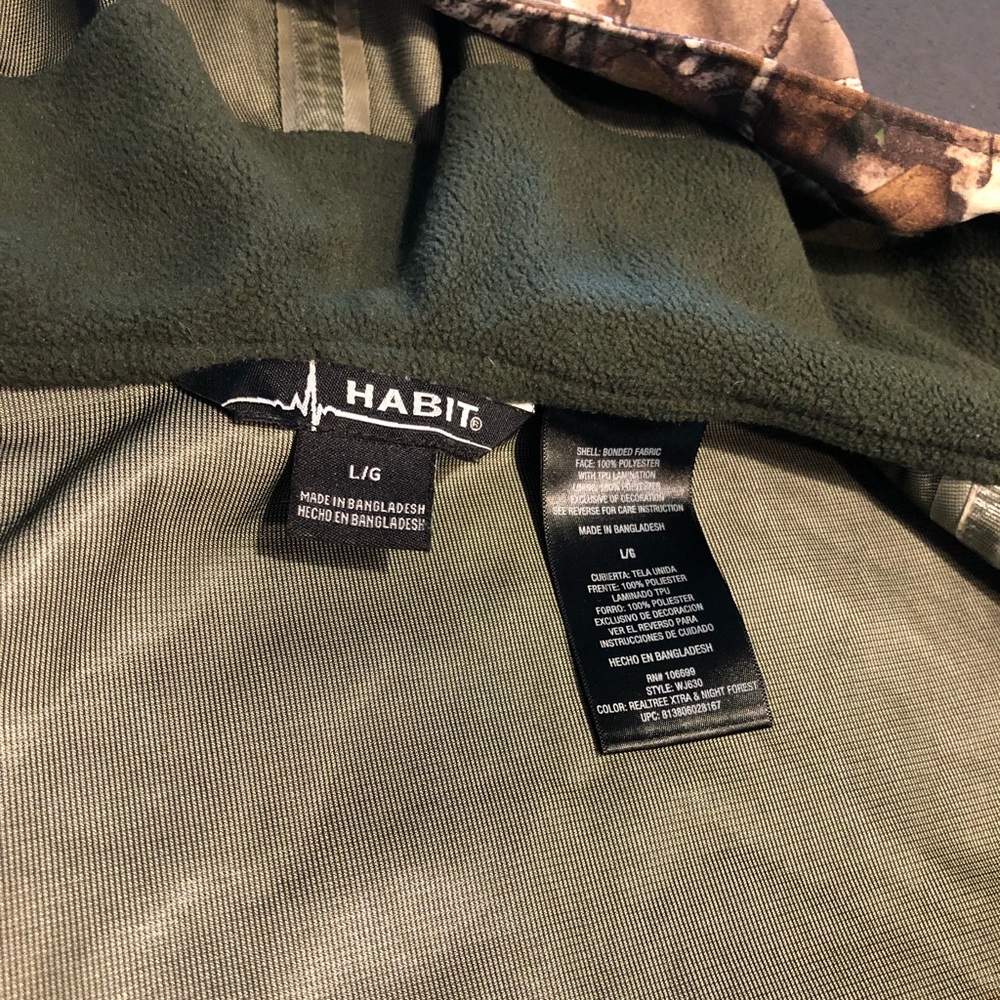 Habit Realtree Edge Scent Factor windbreaker/ Rain Jacket - Picture 5 of 6